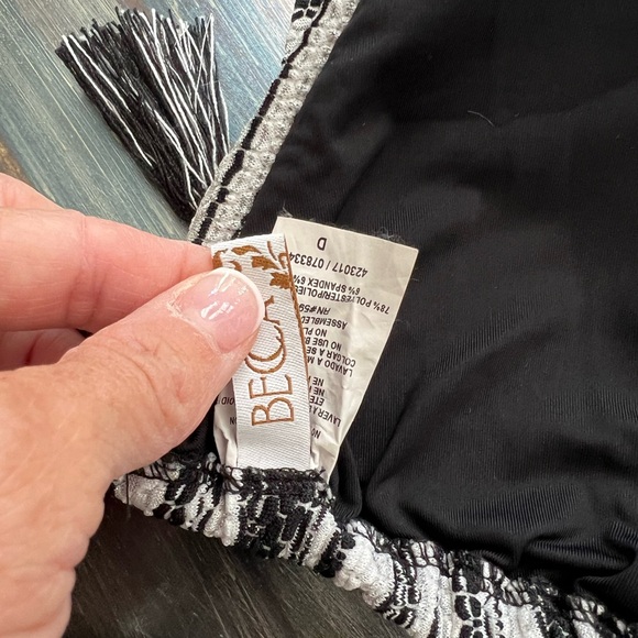 BECCA Symphony Cheryl Triangle top size D Emily Side tie hipster size small - Picture 14 of 14